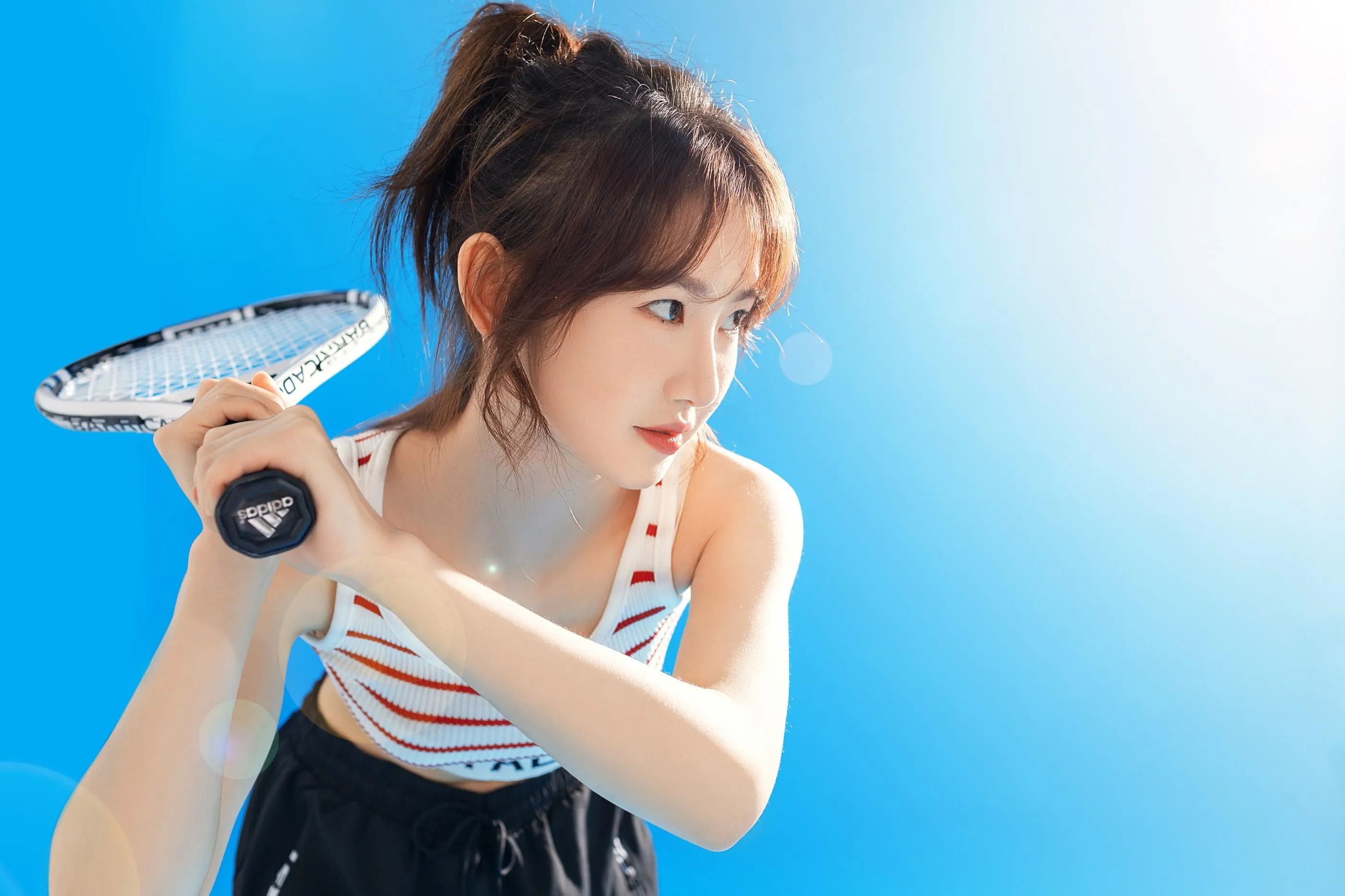 [YITUYU艺图语]2022.07.31 一场网球 佩佩 [22P]插图1